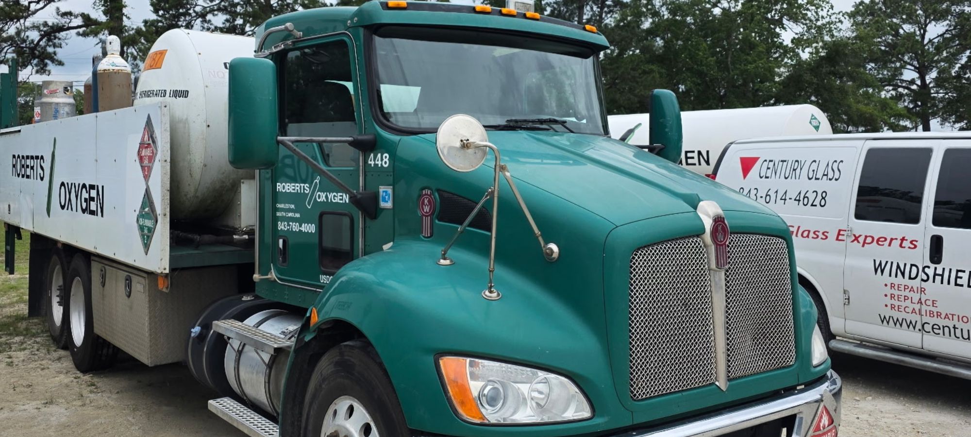 Commercial auto glass mobile repair and replacement